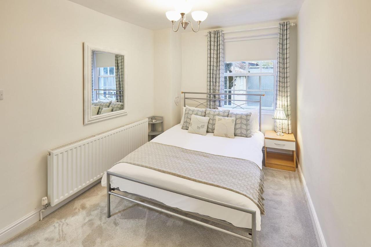 Host & Stay - Princess Place Townhouse Whitby Exteriér fotografie